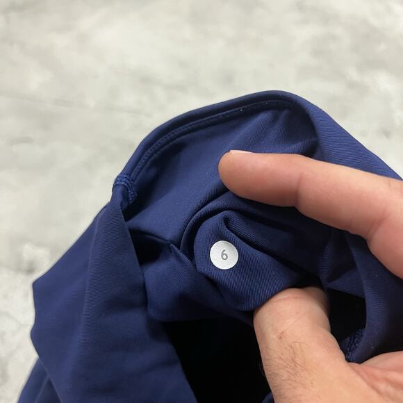 Lululemon Minimalist Crop Size 6 Hero Leggings Pants Mesh Crisscross Lattice - Picture 7 of 8